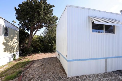1075 Space Park Way, Mountain View CA  94043-1407 exterior