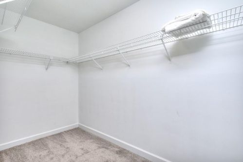 1 Frst Rdg Ct, Atlanta GA  30350-1802 exterior