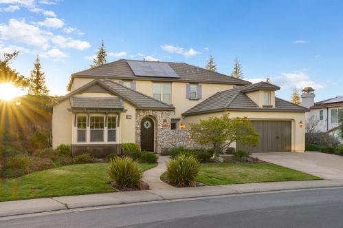 2017 Medici Way, Folsom CA  95762-4154 exterior