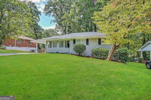 2651 Lois Ln, Atlanta GA  30315-8449 exterior