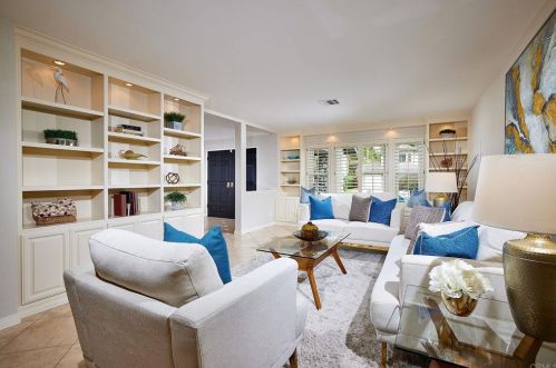 3441 Celinda Dr, Carlsbad, CA 92008-2075