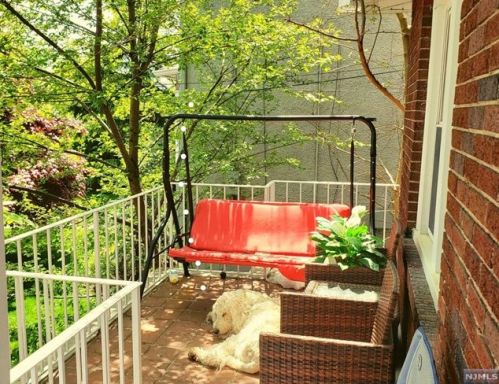 876 Grange Rd, Teaneck, NJ 07666-4638
