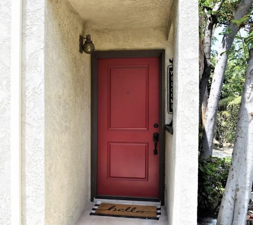4951 Embassy Way, Cypress, CA 90630-2155