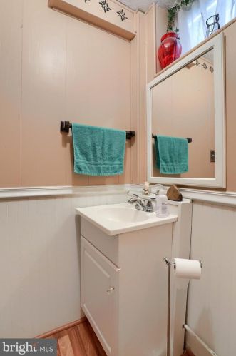 2184 Rdg Dr, Lancaster PA  17603-6150 exterior