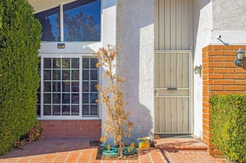 6041 Avenida Arbol, Anaheim CA  92807-3247 exterior