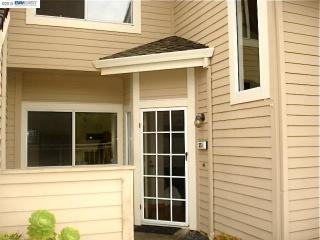 351 Sextant Ct, Rodeo, CA 94547-2030