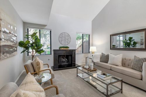 6694 Buggywhip Ct, San Jose, CA 95120-3036