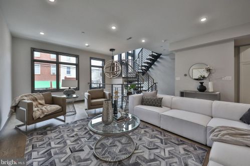 1020 Christian St, Philadelphia PA  19147-3707 exterior