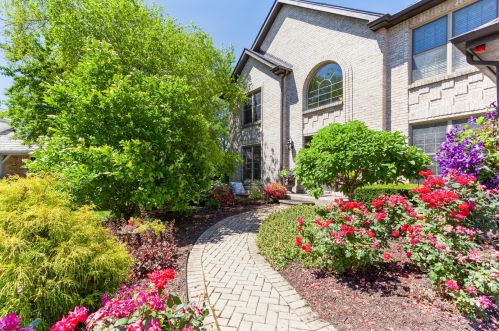 4140 Cave Creek Ct, Naperville, IL 60564-9739