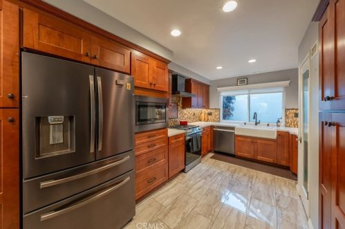 4728 Fairfield St, Anaheim CA  92807-3651 exterior