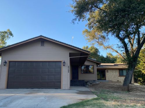 5705 Virginiatown Rd, Newcastle, CA 95658-9670