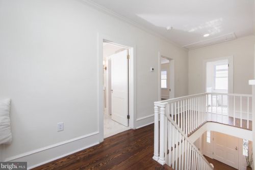 281 Rhoads Ave, Tavistock NJ  08033-1470 exterior