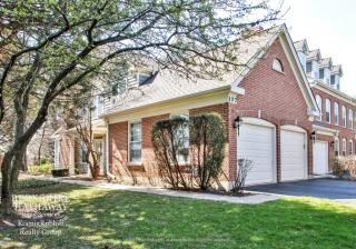 107 Penn Ct, Glenview, IL 60026-5921
