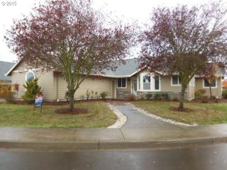1073 Applegate Pl, Harrisburg, OR 97446-8703