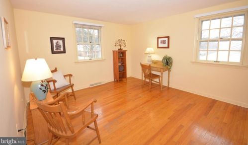 1949 Rachael Dr, Lancaster PA  17601-3627 exterior