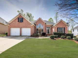 1934 Enchanted Woods Trl, Marietta, GA 30066-1979