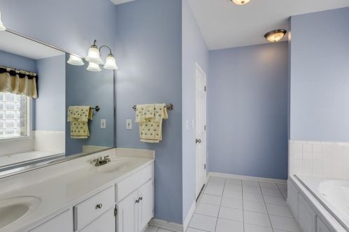 689 Lambeth Dr, Evans GA 30809-4272 exterior