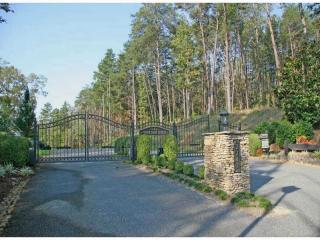 245 Pigeon Creek Dr, Dawsonville, GA 30534-3391