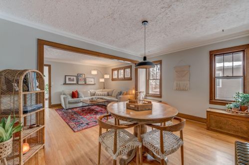 1207 Charlton St, Saint Paul MN  55118-2922 exterior