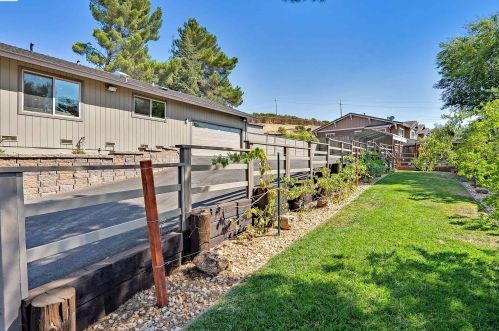 4024 Treat Blvd, Concord CA  94518-1836 exterior