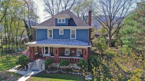 913 Anderson St, Glasgow, VA 24555-2509