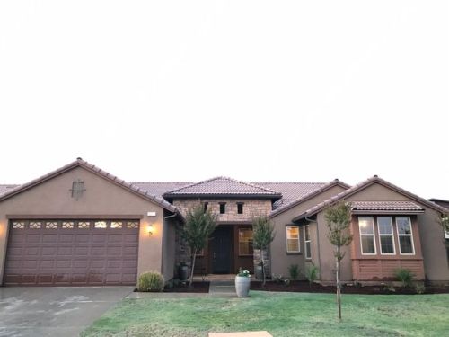 3371 Finchwood Ave, Clovis, CA 93619-9367