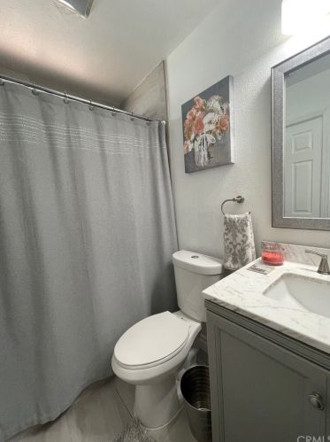 1426 Beacon Ave, Anaheim CA  92802-1718 exterior