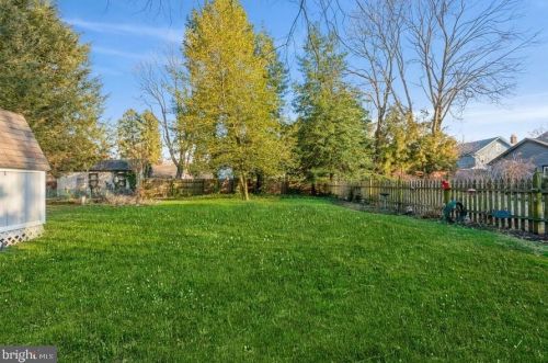 102 Elm Ave, Haddonfield NJ 08033-2537 exterior