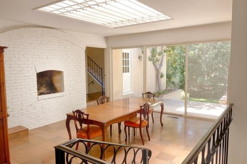 1628 La Loma Dr, Santa Ana CA 92705-3078 exterior