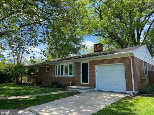 292 Mills St, York, PA 17402-3036