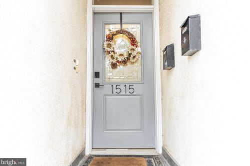 1515 Carpenter St, Philadelphia, PA