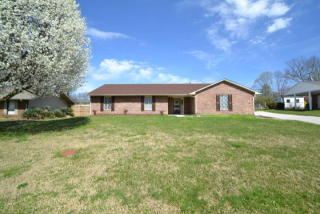 7820 Whitcomb Rd, Powell, TN 37849-4260