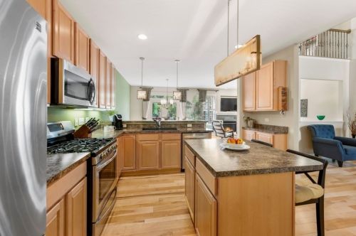 2069 John Paul Jones Ln, Lemont IL  60490-2104 exterior