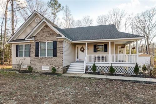 4017 Quinton Rd, Quinton, VA 23141-2209