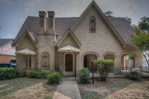 3241 Greene Ave, Fort Worth TX  76109-2321 exterior