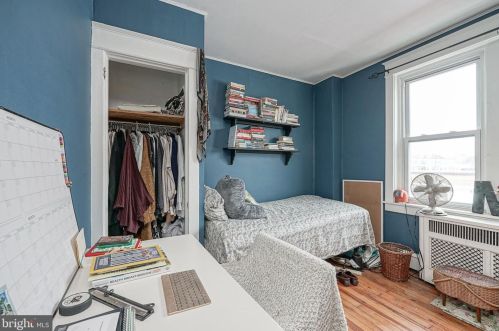 327 Haddon Ave, Camden NJ 08103-2854 exterior