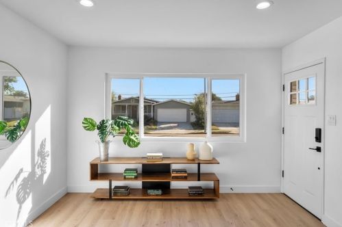 22721 Ladeene Ave, Torrance CA  90505-3440 exterior