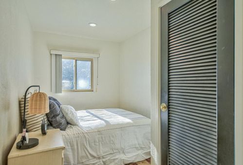 1024 Highland St, Seaside CA 93955-6103 exterior