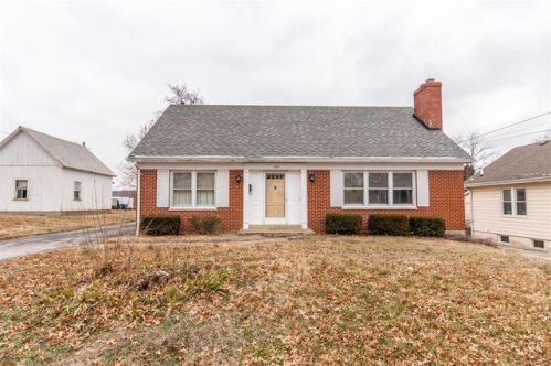 504 Metter Ave, Columbia, IL 62236-1626