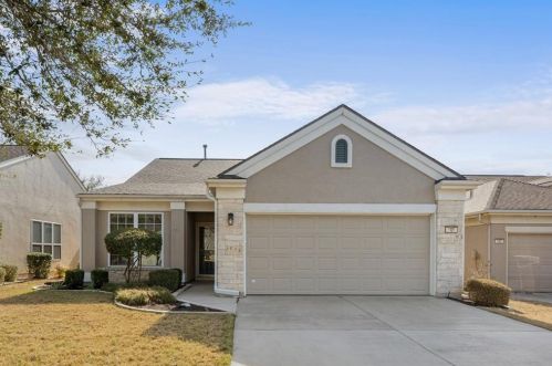 105 Sunbird Ct, Georgetown, TX 78633-5107