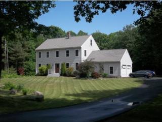 10 Partridge Dr, Wakefield, NH 03887-6307