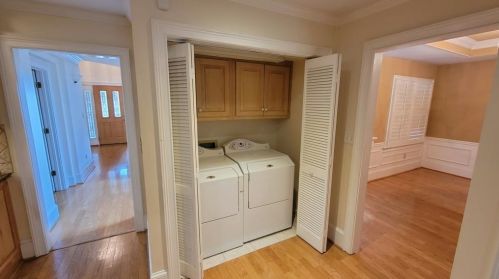 2442 Kings Ct, Atlanta GA  30345-2120 exterior