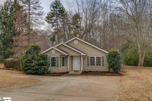 114 Darleen Ave, Easley, SC 29640-2510