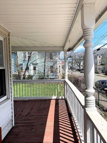 233 Ohio Ave, Providence, RI 02905-4305