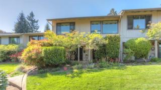 205 Florence Ave, Medford, OR 97504-7541