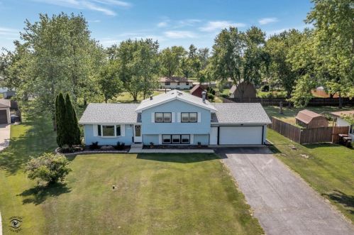 1909 Briarcliff Dr, Mokena, IL 60451-2655