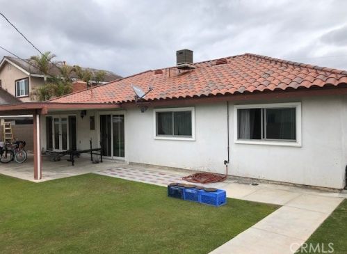 16537 Pinyon Cir, Santa Ana, CA 92708-2239