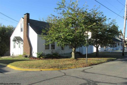 544 Madigan Ave, Morgantown, WV 26501-6428