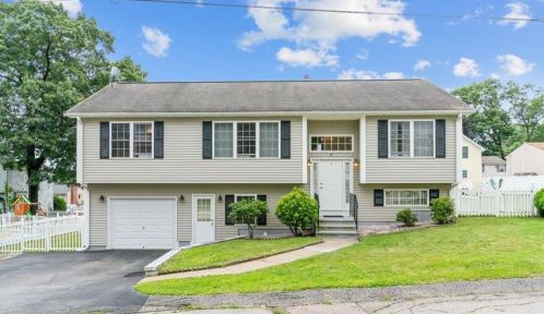 25 Ricci Dr, Providence, RI 02911-2417