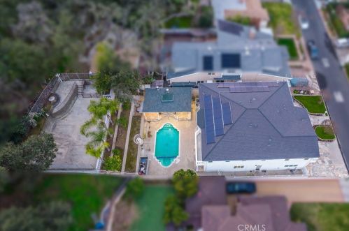 1468 Hillside Dr, Glendale CA  91208-2417 exterior